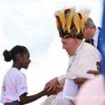 Le pape aux Papouasiens : « Courage, ne craignez pas, peuple papou ! » – 8 titres, lundi 9 septembre 2024