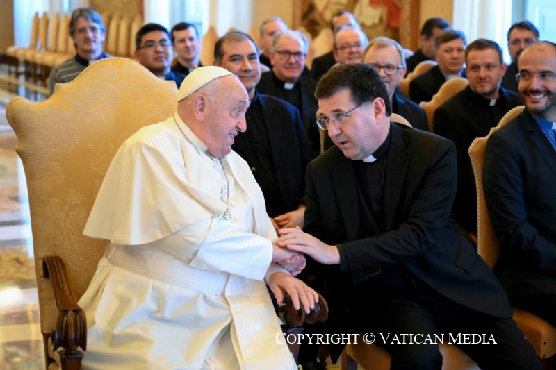 Aux participants au Chapitre général des Missionnaires de Saint-Charles (Scalabriniens), 28 octobre 2024 © Vatican Media