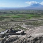 Les vestiges de l’église octogonale à Artaxata, ancienne capitale du royaume d’Arménie © Asia News