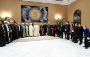 Les participants au Colloque promu par le Dicastère pour le dialogue interreligieux ce 20 novembre 2024 © Vatican Media