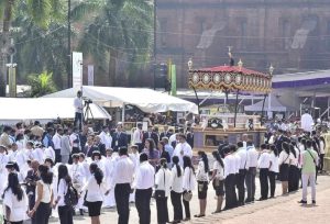 Procession des reliques de la basilique de Bon-Jésus à la cathédrale du Vieux-Goa, le jeudi 21 novembre © Asianews