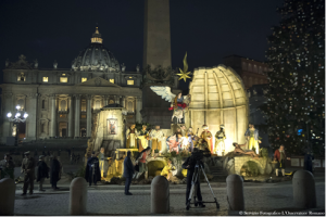 Illumination de la Crèche et de l'arbre de Noël Place Saint-Pierre © L'Osservatore Romano