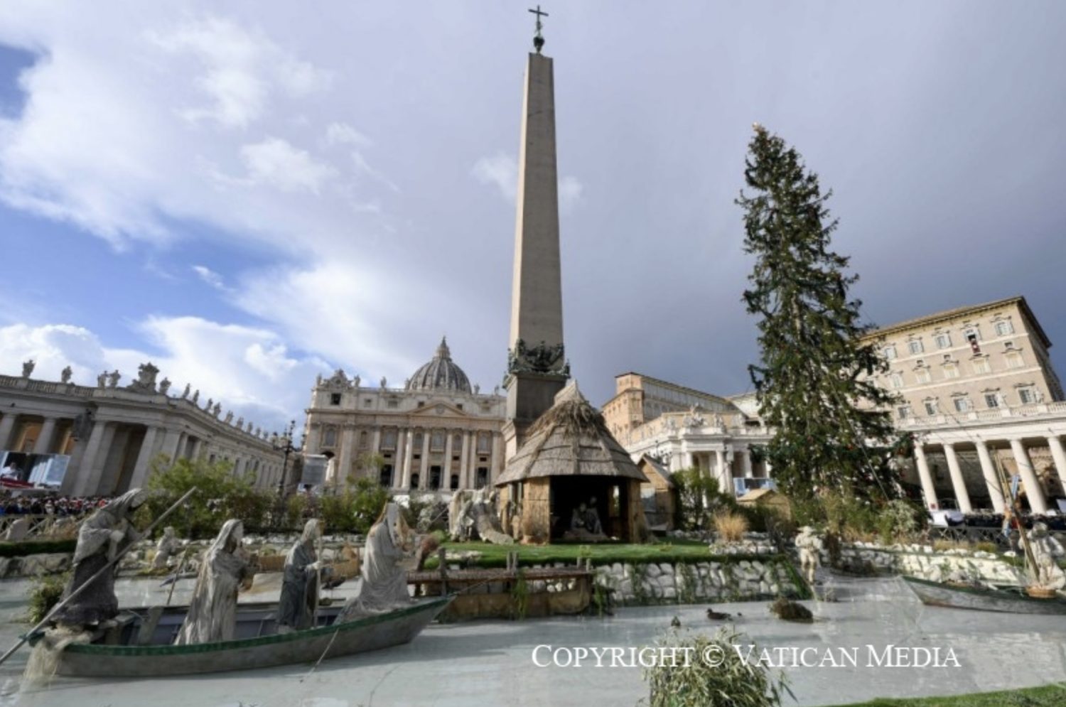 La crèche 2024, place Saint-Pierre © Vatican Media