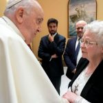 Rencontre de Roseline Hamel avec le pape François le 6 décembre 2023 © Vatican Media