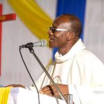 Mgr Guy Sanon est le nouvel évêque de Nouna, au Burkina-Faso © facebook.com/eglisefamilleburkina