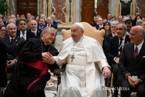 Salutations du pape aux présidents et directeurs de la Fédération Automobile Club d'Italie janvier 2025, 23 janvier 2025 © Vatican Media