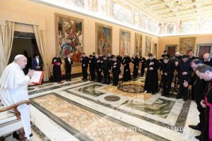 Le Pape François Et Les Recteurs Des Séminaires Majeurs Français Le 25 Janvier 2025 © Vatican Media Le pape aux recteurs des séminaires français : « N’ayez pas peur de la diversité ! » |