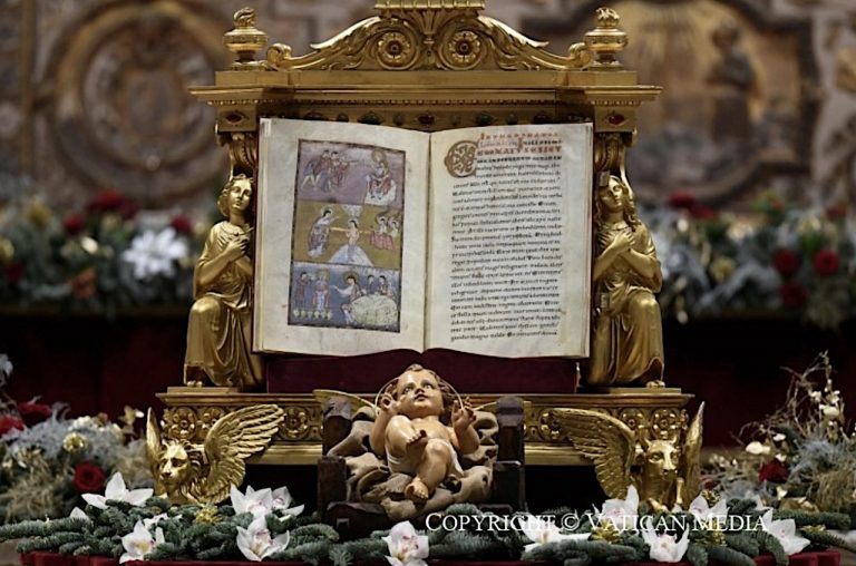 Bible exposée lors de la solennité de l’Épiphanie en 2024 © Vatican Media