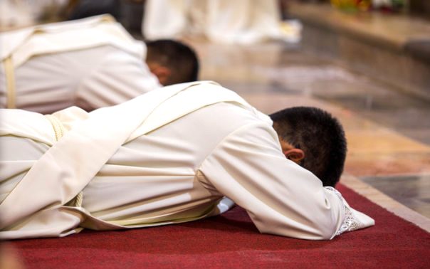 Prions en février pour les vocations sacerdotales et religieuses © catholique-reims.fr