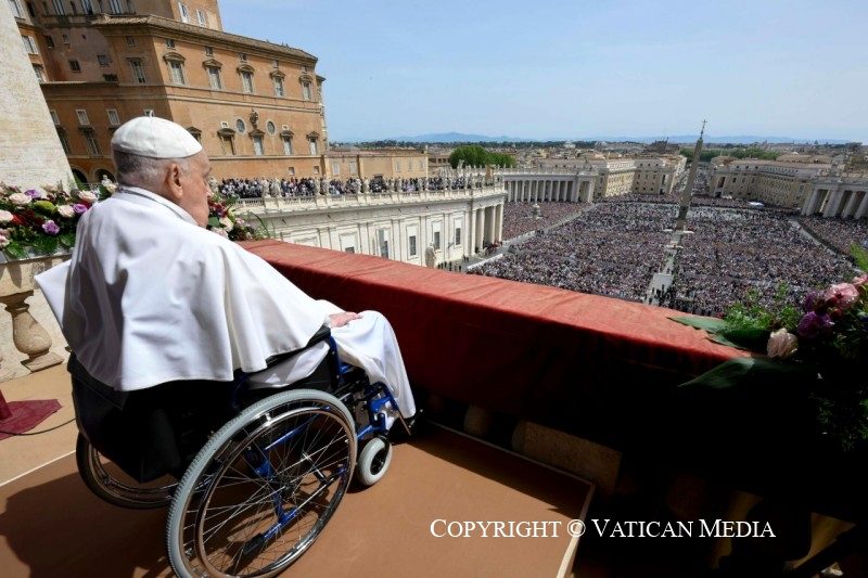 Dernier adieu aux fidèles le dimanche de Pâques 20 avril 2025 © Vatican Media