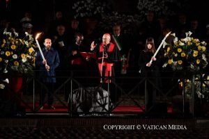 Vendredi Saint « Passion du Seigneur » – Chemin de Croix, Colisée, 18 avril 2024 © Vatican Media 