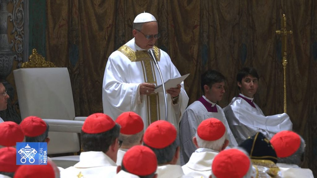 Le pape Léon XIV a célébré sa première messe en tant que pape ce vendredi 9 mai 2025 © Vatican media 