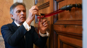 L'appartement papal du Palais Apostolique a été rouvert, en enlevant les scellés posés l'après-midi du 21 avril 2025 © Vatican Media