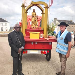 Le cardinal Sarah a participé au Grand pardon de Sainte-Anne © Sanctuaire de Sainte-Anne d'Auray