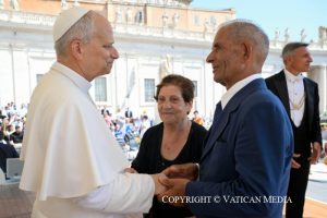 Il s'agit de la plus grande fresque murale au monde, dédiée au premier pontife argentin.