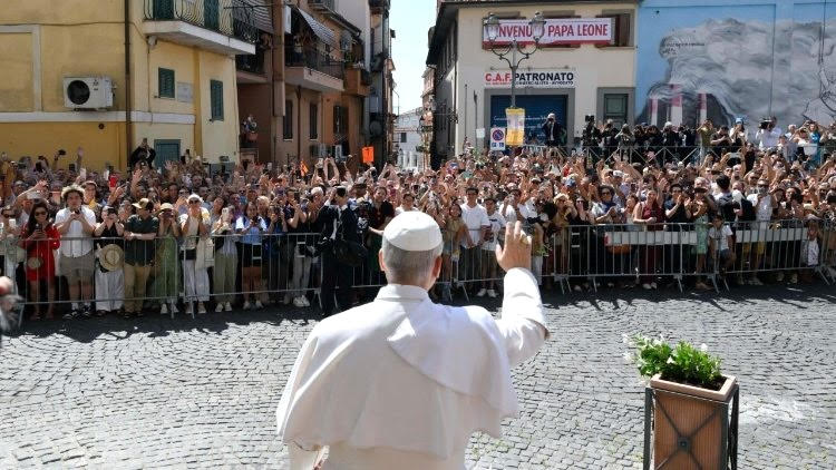 Le pape célébrera la messe à Albano en présence de personnes démunies © dezpray.org/
