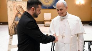 Le pape Léon XIV a reçu en audience privée le président ukrainien Zelensky ©Vatican Media