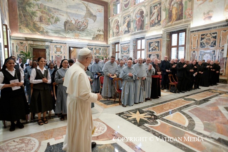 Discours du pape Léon XIV aux participants aux Chapitres généraux de : Missionnaires du Précieux Sang ; Société de Marie ; Frères Franciscains de l’Immaculée ; Ursulines de Marie Immaculée, 18 septembre 2025 © Vatican Media