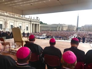L'audience générale "permet aux pèlerins d’écouter et de prier avec le pape" © Mgr Jean-Yves Riocreux 