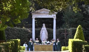 Messe pour la Création, jardins de Castel Gandolfo 9 juillet 2025 © humandevelopment.va