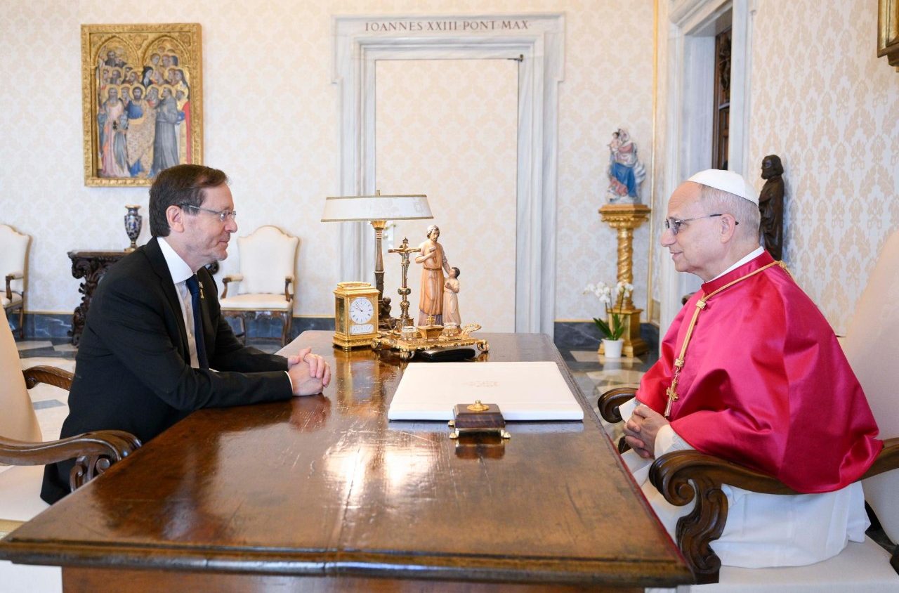 Le président Isaac Herzog et le pape Léon XIV se sont rencontrés le jeudi 4 septembre 2025 © Vatican Media