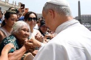 Les personnes âgées sont à mettre au centre de l'Église et de la société © laityfamilylife.va