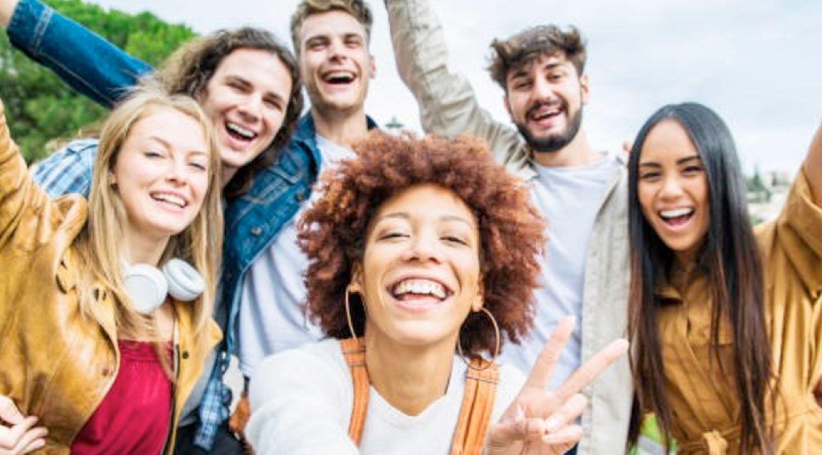 les 18-24 ans affichent les attitudes les plus favorables envers la religion parmi tous les groupes d’âge