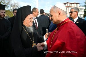 Rencontre à Nicée avec le patriarche Bartholomée, vendredi 28 novembre 2025 © Vatican Media