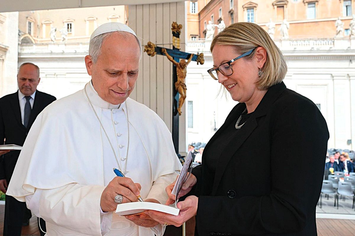 L'auteure de la première biographie du pape, Elise Ann Allen © Elise Ann Allen