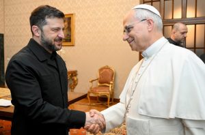 Le pape Léon et Volodymyr Zelenskyy © Vatican Media