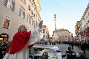 Acte de vénération et prière du Pape Léon XIV à l’Immaculée Conception à la Place d’Espagne 