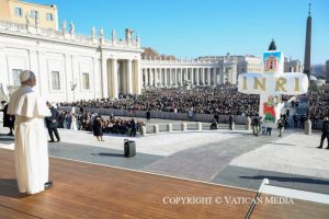 « Seule la lumière de la Résurrection est capable d’illuminer pleinement le mystère de la mort » © Vatican Media