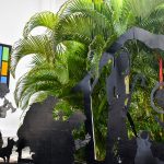 Une crèche à la façon des théâtres d’ombres chinoises que l’on retrouve en Malaisie, ici devant l’église Saint-Pierre de Malacca. © Ad Extra