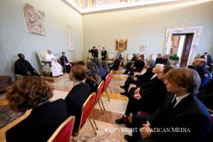  DISCOURS DU SAINT-PÈRE LÉON XIV AUX FAMILLES DES JEUNES DÉCÉDÉS À CRANS-MONTANA (SUISSE) © Vatican Media
