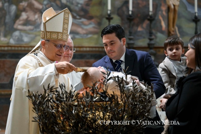 Homélie du pape Léon XIV lors de la messe avec le baptême de quelques enfants à l’occasion de la Fête du Baptême du Seigneur, 11 janvier 2026 © Vatican Media