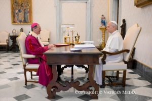 
Le Pape Léon XIV a rencontré les prélats auditeurs de la Rote romaine le 26 janvier 2026 © Vatican Media
