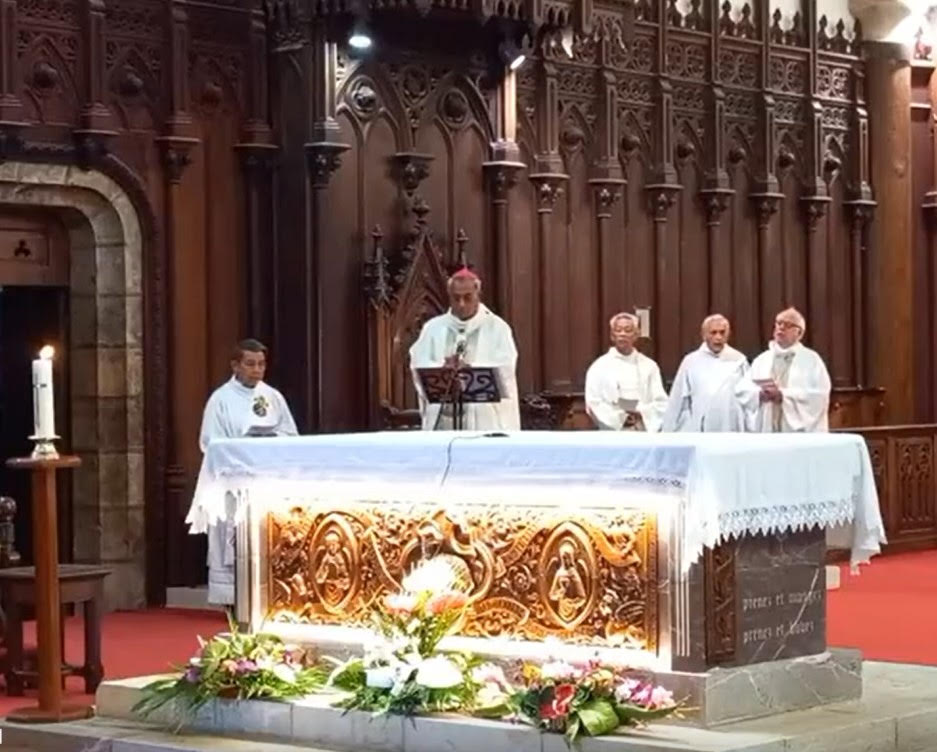 Une prière pour la paix à Nouméa, en cette 59e Journée mondiale de la paix © Mgr Jean-Yves Riocreux 