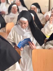 Parler, "parfois au prix d’un chemin douloureux" © benedictines-montmartre.fr