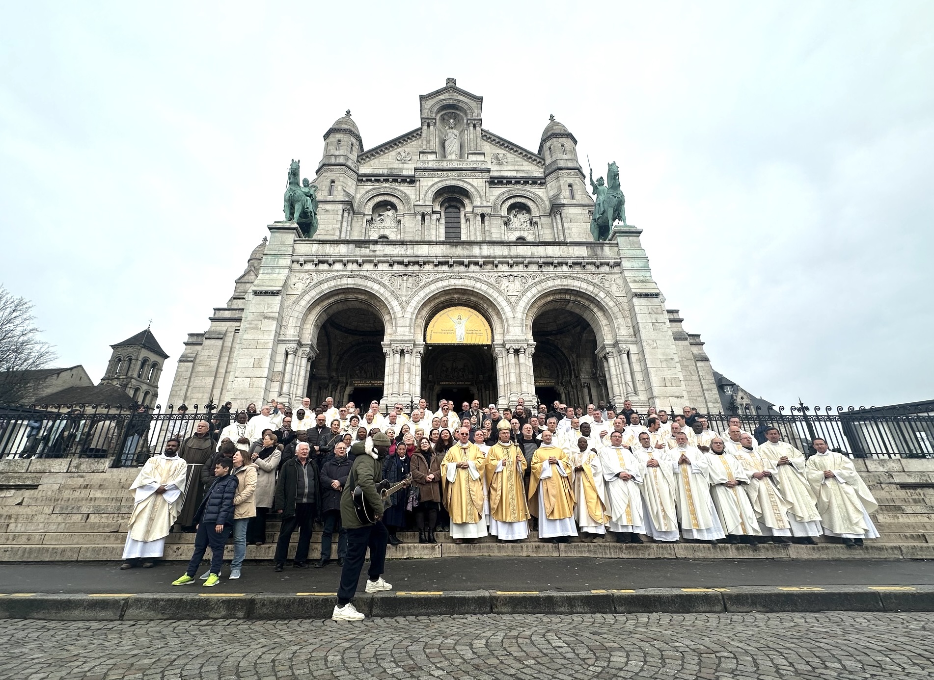 Le congrès 2026 a eu lieu au Sacré-Coeur de Montmartre, en France © facebook.com/NotreDameDuLaus