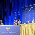 Événement de prière au National Mall pour « redédier les États-Unis en tant que nation sous Dieu » © El Sol Magazine