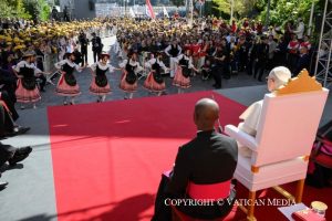 Rencontre avec les jeunes et les catéchumènes à Monaco, 28 mars 2026 © Vatican Media
