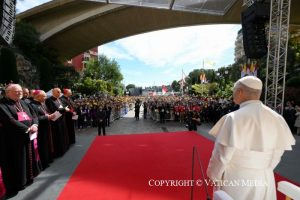 Rencontre avec les jeunes et les catéchumènes à Monaco, 28 mars 2026 © Vatican Media
