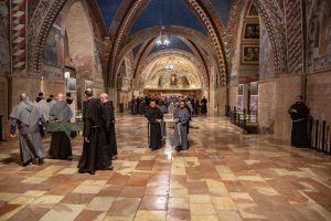 La Vénération Publique Des Reliques Mortelles De Saint François D'Assise S'est Achevée Le Dimanche 22 Mars © SAINT FRANÇOIS D'ASSISE 