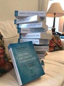 Mgr P. Valdrini a écrit de nombreux ouvrages sur le droit canonique © facebook.com/droitcanonparis