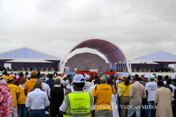 Messe à Kilamba (Angola), 19 avril 2026 © Vatican Media 