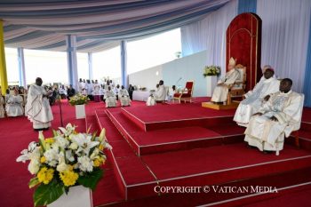 Messe à l’aéroport de Yaoundé-Ville, 18 avril 2026 © Vatican Media