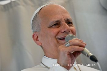 Paroles du Saint-Père aux journalistes pendant le vol vers Luanda, 18 avril 2026 © Vatican Media