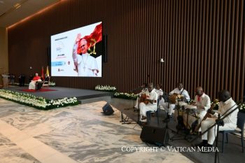 Rencontre avec les autorités, la société civile et le corps diplomatique, 18 avril 2026 © Vatican Media