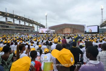 Messe au stade de Malabo (Guinée équatoriale) jeudi 23 avril 2026 © Vatican media