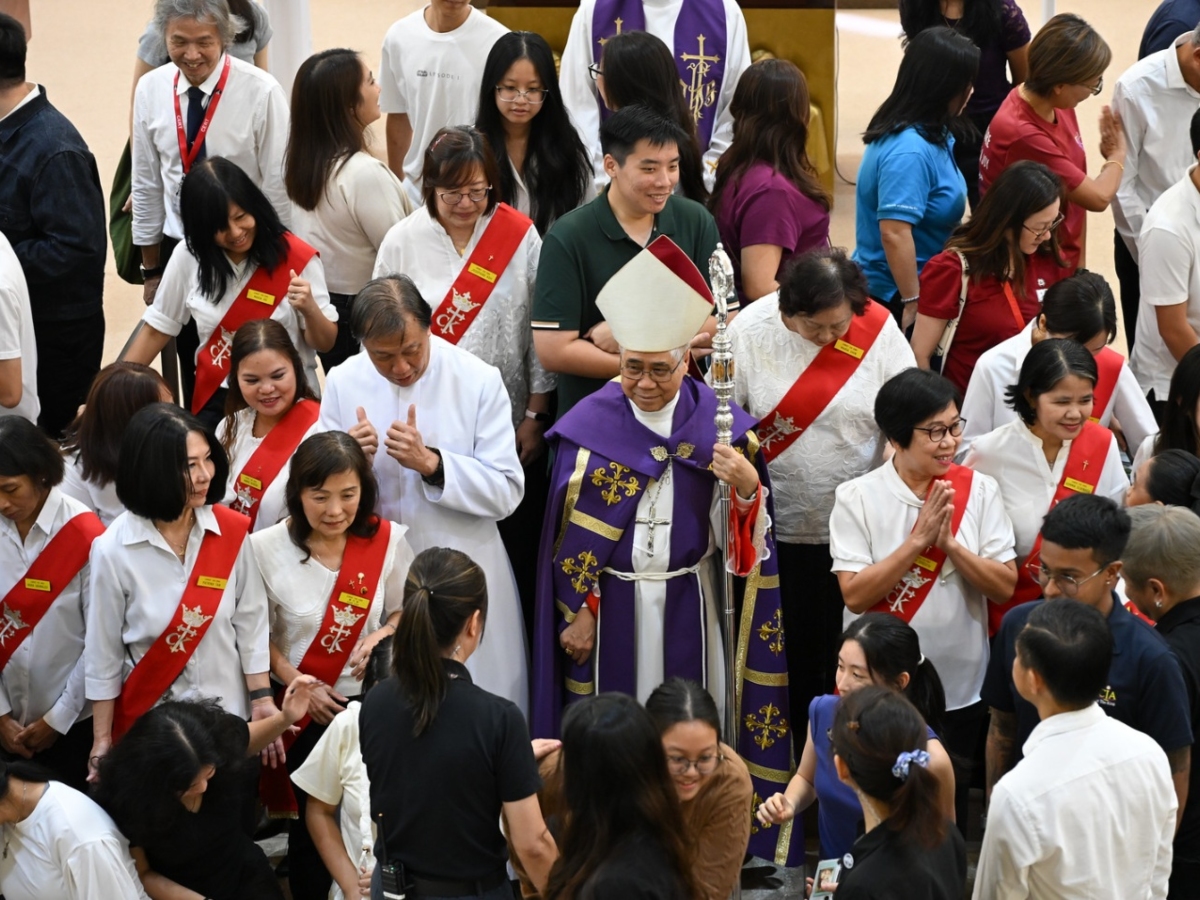 Le 22 février 2026 à Singapour lors de l’appel décisif des quelque 1 250 catéchumènes, qui seront baptisés à Pâques dans l’archidiocèse. © Catholic.sg